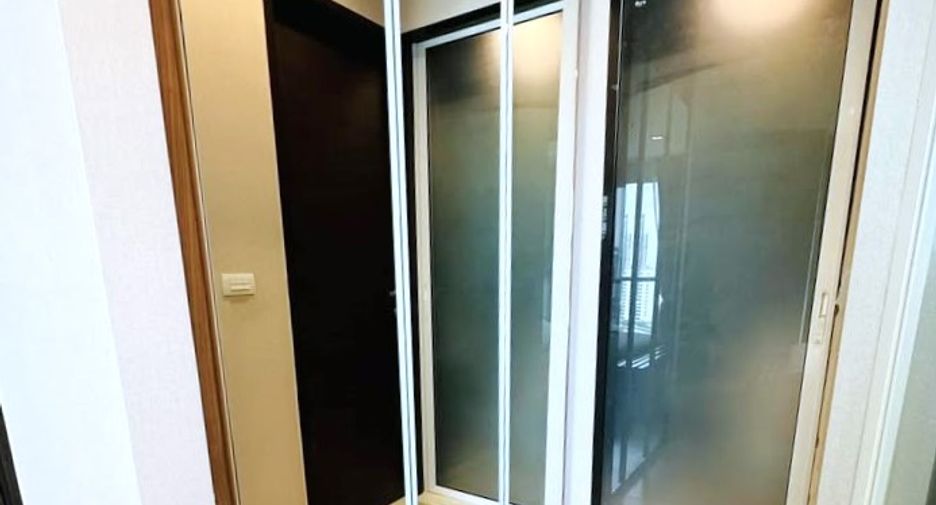 For rent 1 bed condo in Sathon, Bangkok