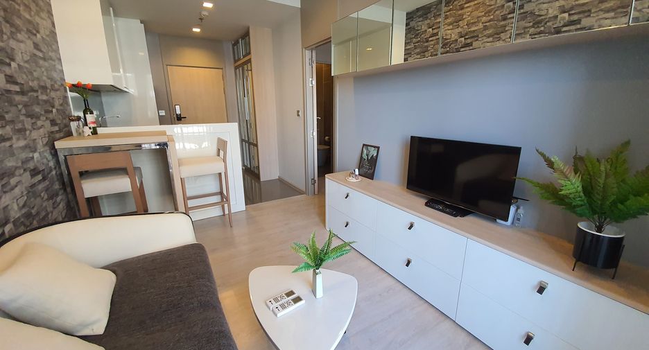 For rent and for sale 1 bed condo in Watthana, Bangkok