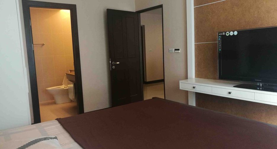 For rent 1 bed condo in Watthana, Bangkok