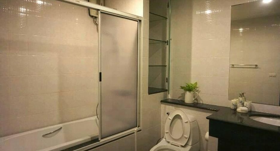 Wohnung zur Miete mit 2 Zimmer in Watthana, Bangkok