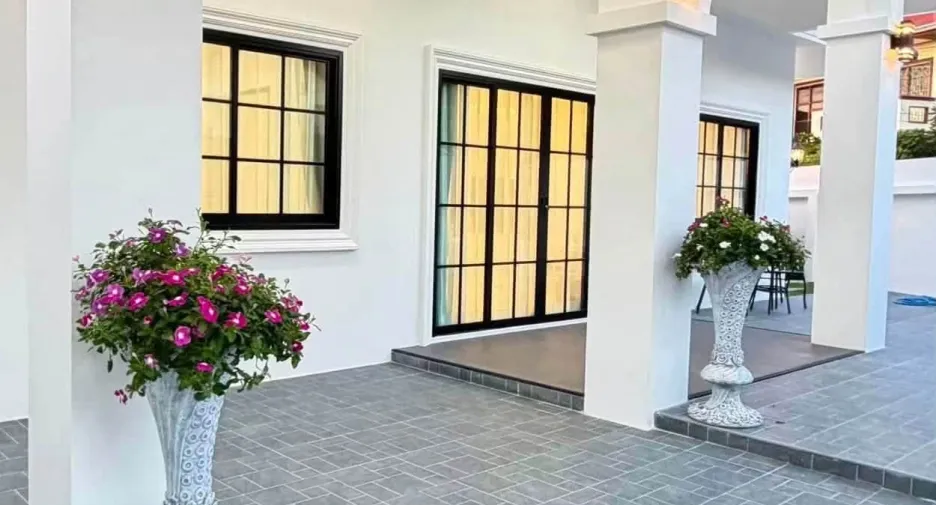 For sale 3 bedrooms villa in Bang Lamung, Chonburi