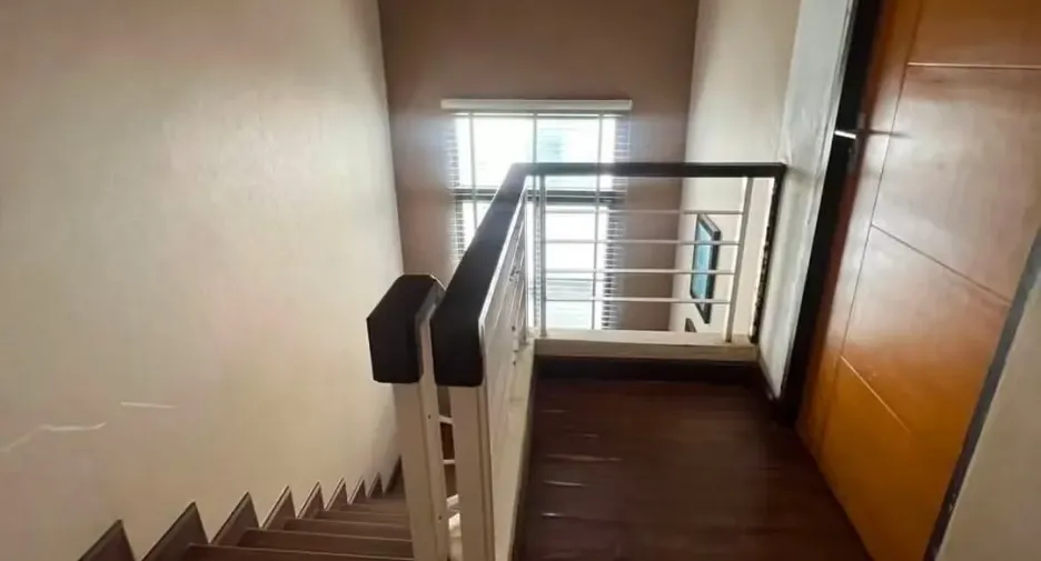 For sale 3 bedrooms house in Saraphi, Chiang Mai