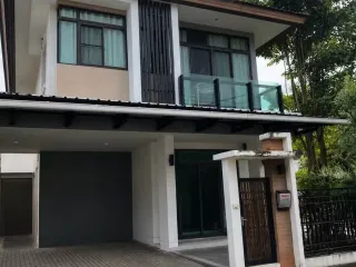 Casa en venta de 3 habitaciones en Saraphi, Chiang Mai