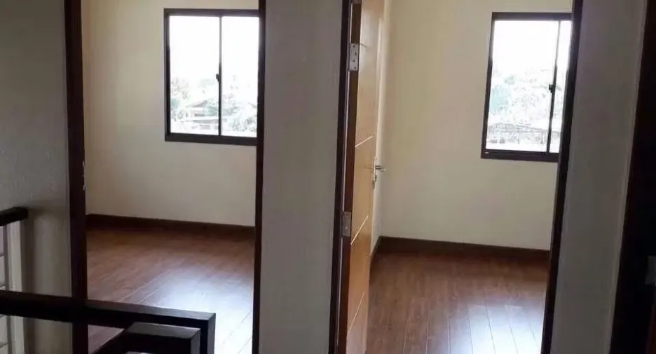 For sale 3 bedrooms house in Saraphi, Chiang Mai