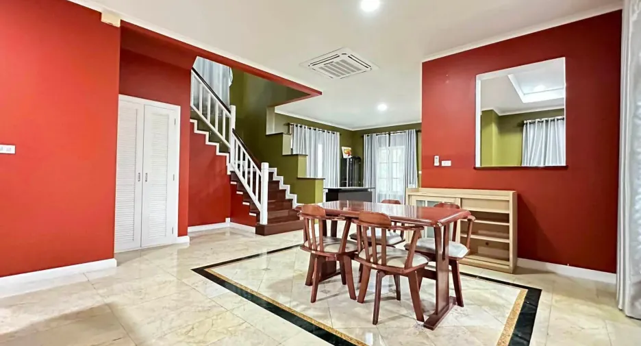 For rent 3 bedrooms house in San Sai, Chiang Mai