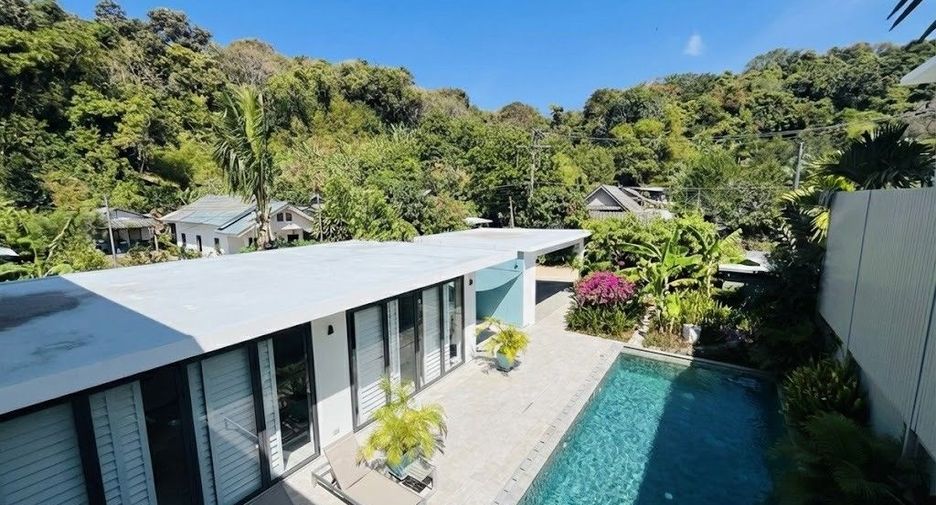 For rent 3 bedrooms villa in Mueang Phuket, Phuket