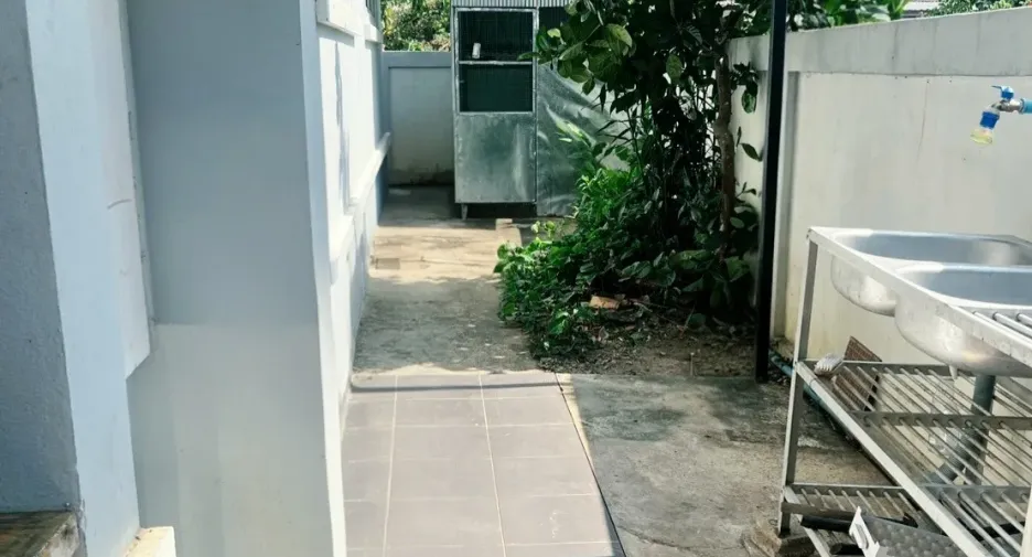 For sale 3 bedrooms house in Mueang Chiang Rai, Chiang Rai