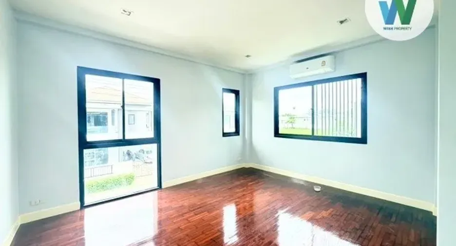 出售 3 卧室 独立屋 在 Lam Luk Ka, Pathum Thani