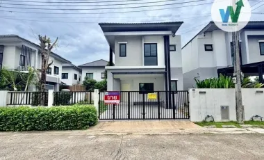 Haus zum Kauf mit 3 Zimmer in Lam Luk Ka, Pathum Thani
