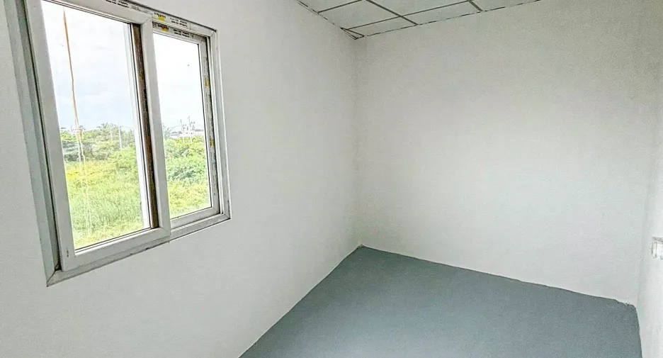 Local comercial en venta de 7 habitaciones en Mueang Nakhon Pathom, Nakhon Pathom
