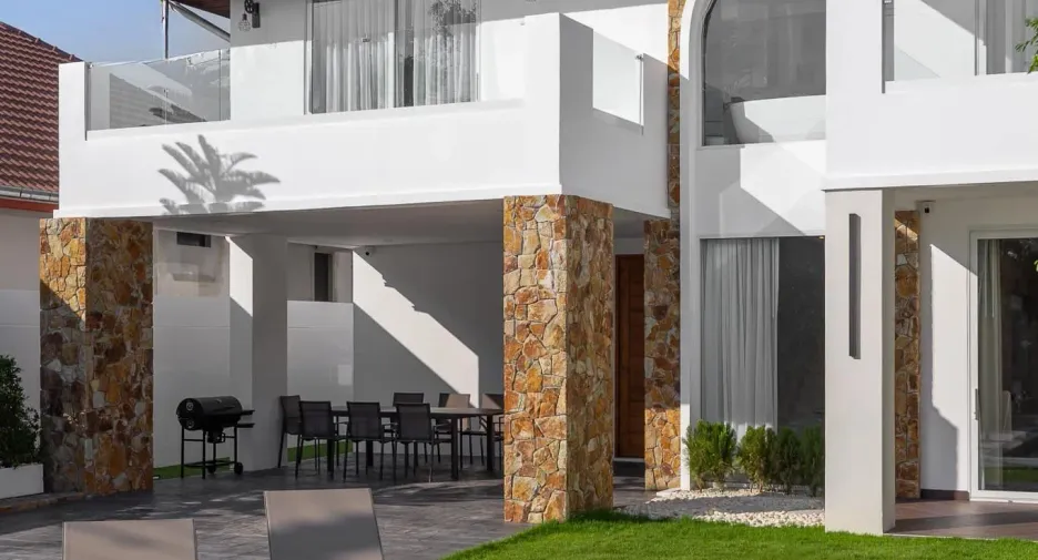 For sale and for rent 4 bedrooms villa in Huay Yai, Pattaya