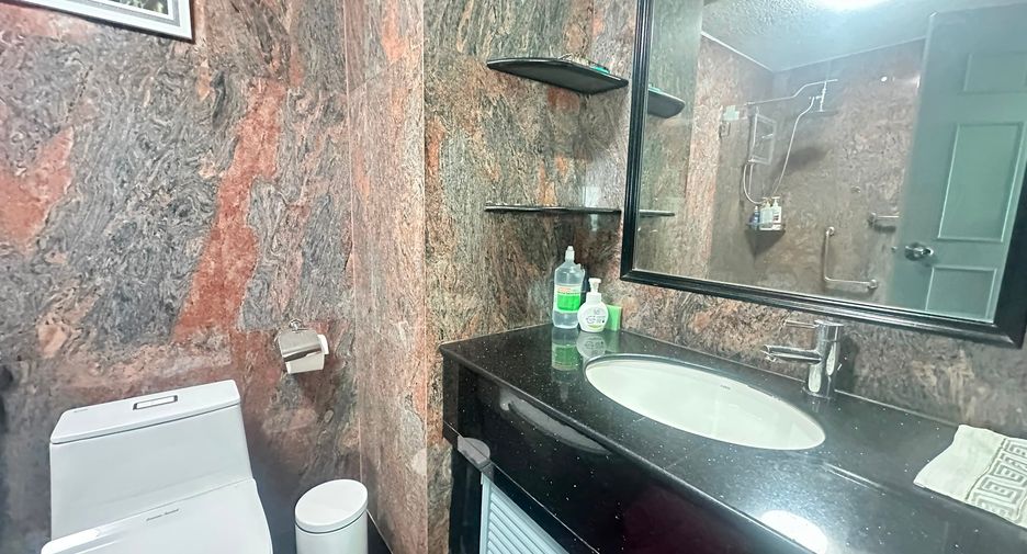 For sale 2 bedrooms condo in Bang Lamung, Chonburi
