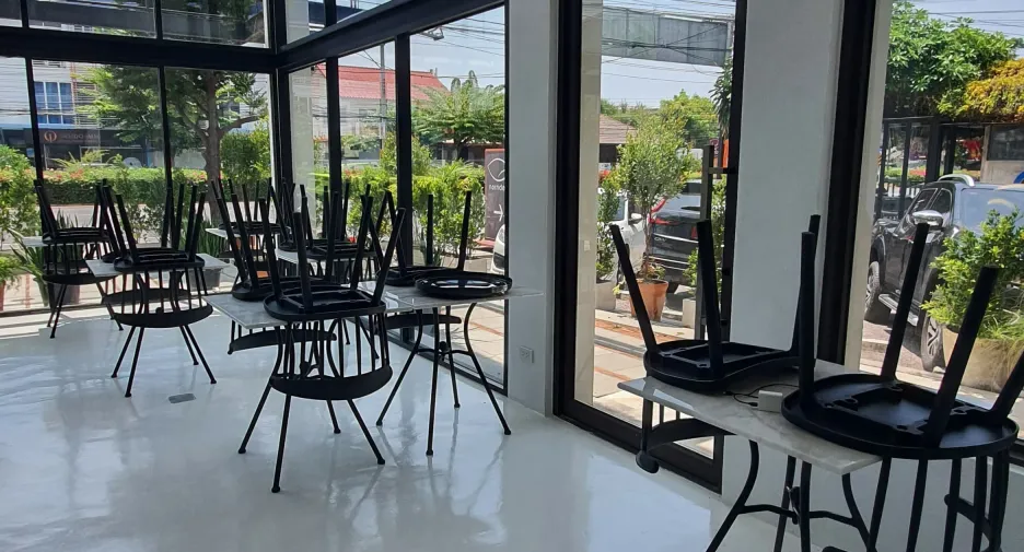 À vendre local commercial à Hua Hin, Prachuap Khiri Khan