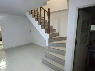 À vendre 2 chambres maison de ville à Sai Mai, Bangkok