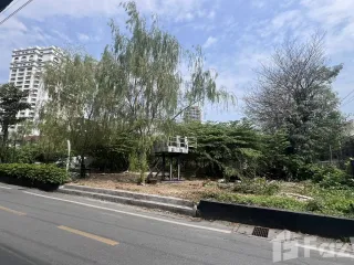 出售 土地 在 Watthana, 曼谷