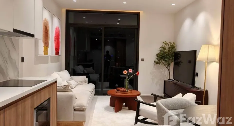 For rent 2 bedrooms condo in Khlong Toei, Bangkok
