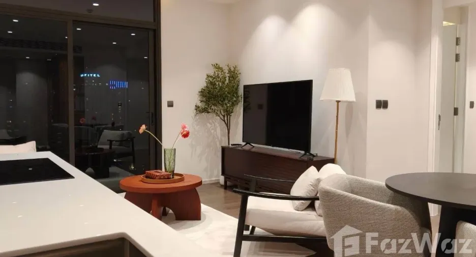 For rent 2 bedrooms condo in Khlong Toei, Bangkok