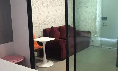 出售 和 出租 1 卧室 公寓 在 Din Daeng, 曼谷