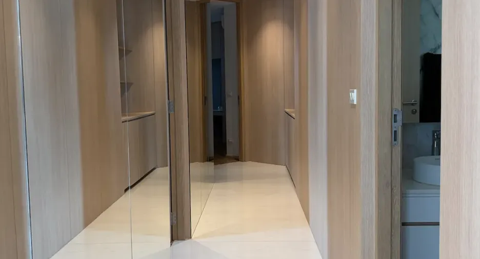 For sale 3 bedrooms condo in Yan Nawa, Bangkok