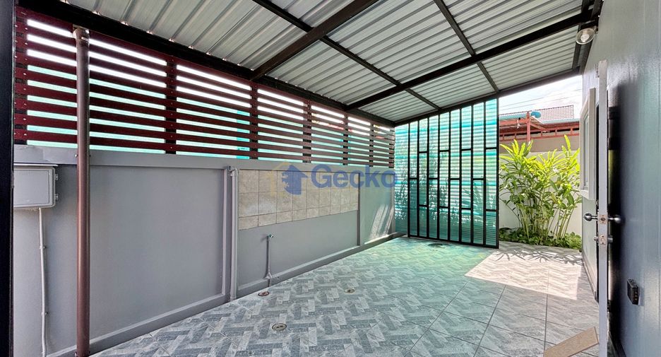 Haus zum Kauf mit 4 Zimmer in Bang Lamung, Chonburi