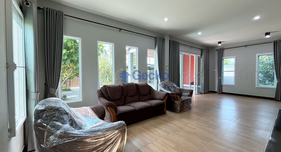 Haus zum Kauf mit 4 Zimmer in Bang Lamung, Chonburi