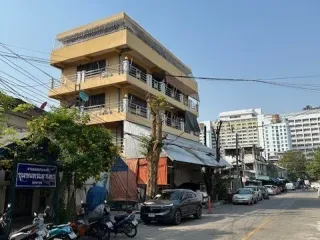 For rent retail Space in Sathon, Bangkok