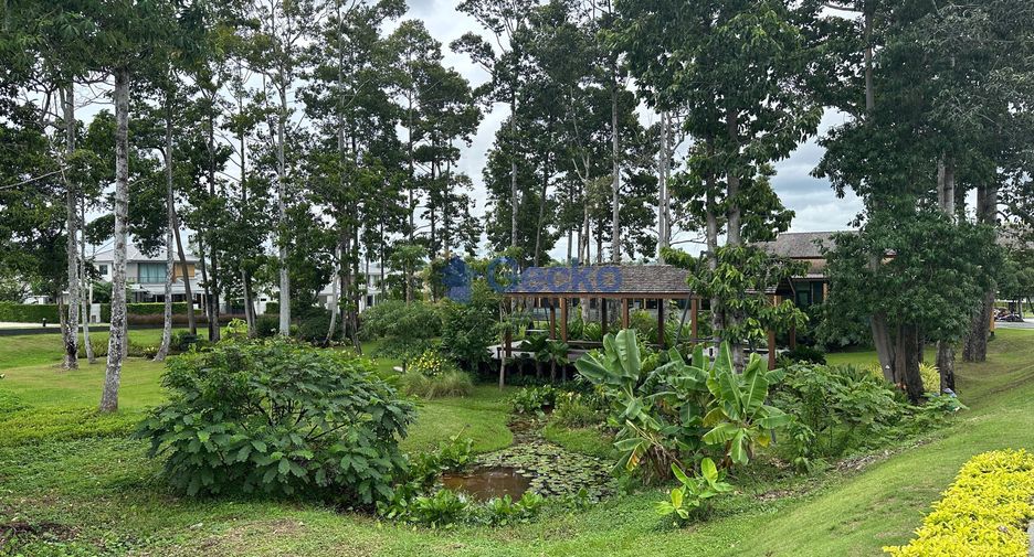 Haus zur Miete mit 3 Zimmer in Si Racha, Chonburi