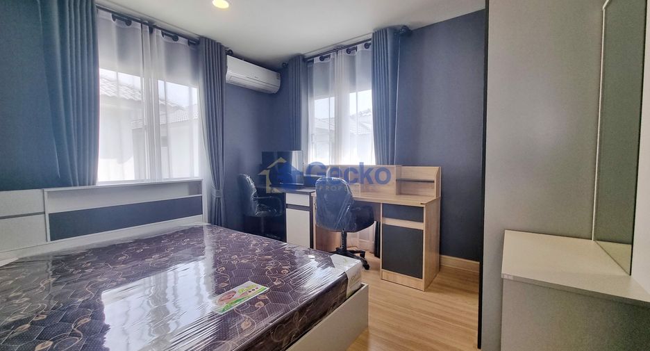 Haus zur Miete mit 3 Zimmer in Si Racha, Chonburi