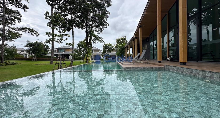 Haus zur Miete mit 3 Zimmer in Si Racha, Chonburi