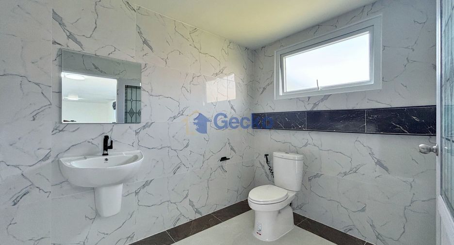 Casa en venta de 6 habitaciones en Huay Yai, Pattaya