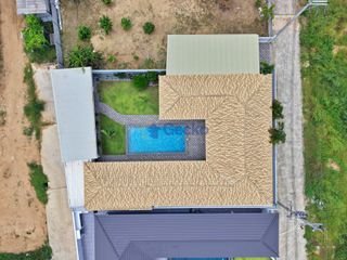 Casa en venta de 6 habitaciones en Bang Lamung, Chonburi