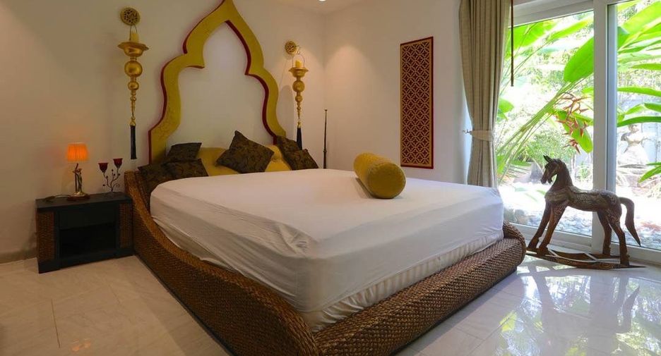 For rent 8 bedrooms villa in Bang Lamung, Chonburi