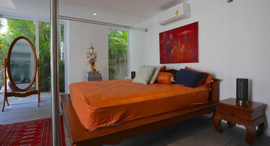 For rent 8 bedrooms villa in Bang Lamung, Chonburi