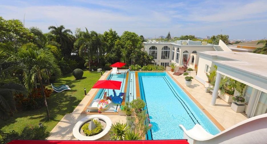 For rent 8 bedrooms villa in Bang Lamung, Chonburi