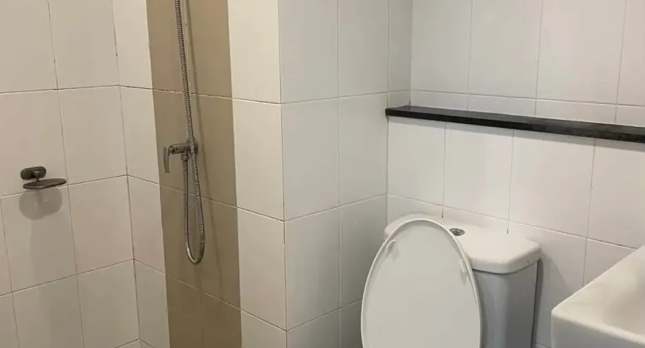 Wohnung zum Kauf mit Studio in Bang Khun Thian, Bangkok