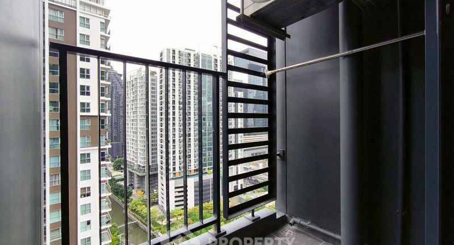 Condo en alquiler de 1 habitaciones en Huai Khwang, Bangkok