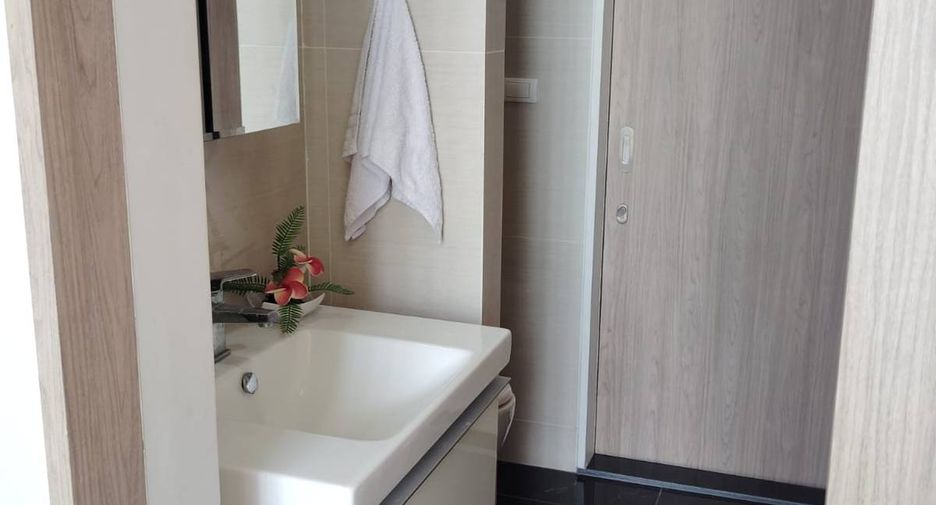 Wohnung zur Miete mit 2 Zimmer in Khlong Toei, Bangkok