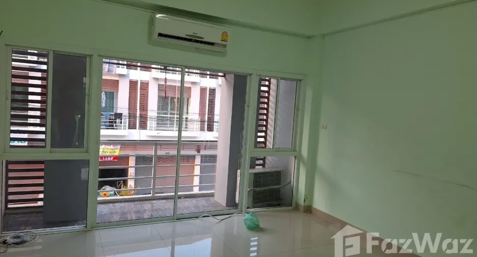 For sale 3 bedrooms townhouse in Bang Bo, Samut Prakan