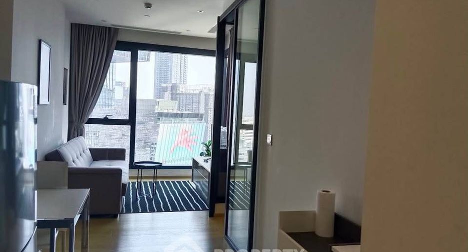 For rent 1 bed condo in Huai Khwang, Bangkok