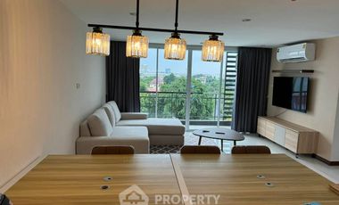 À vendre 3 chambres condo à Din Daeng, Bangkok