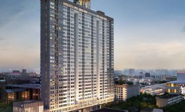 Condo en venta de 2 habitaciones en Bang Kapi, Bangkok