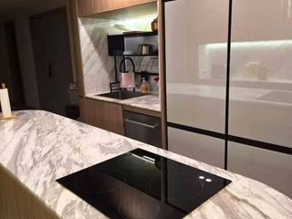 For sale 3 ベッドルーム condo in Yan Nawa, Bangkok