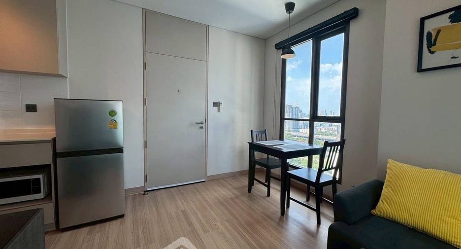 For sale 3 bedrooms condo in Yan Nawa, Bangkok