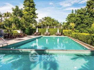 Casa adosada en venta de 3 habitaciones en Chom Thong, Bangkok