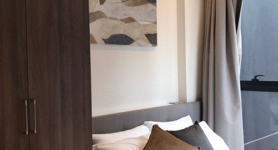 Condo en alquiler y en venta de 1 habitaciones en Huai Khwang, Bangkok