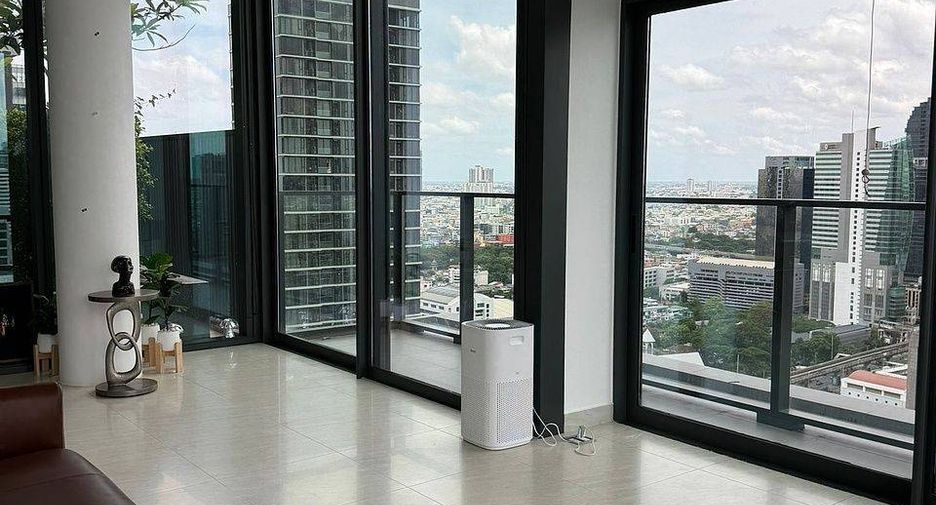 Wohnung zum Kauf mit 2 Zimmer in Sathon, Bangkok