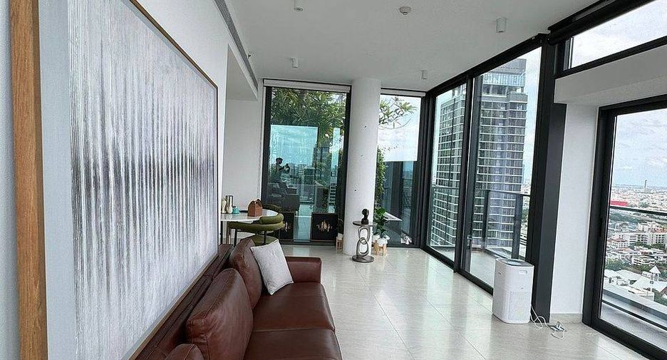 Wohnung zum Kauf mit 2 Zimmer in Sathon, Bangkok
