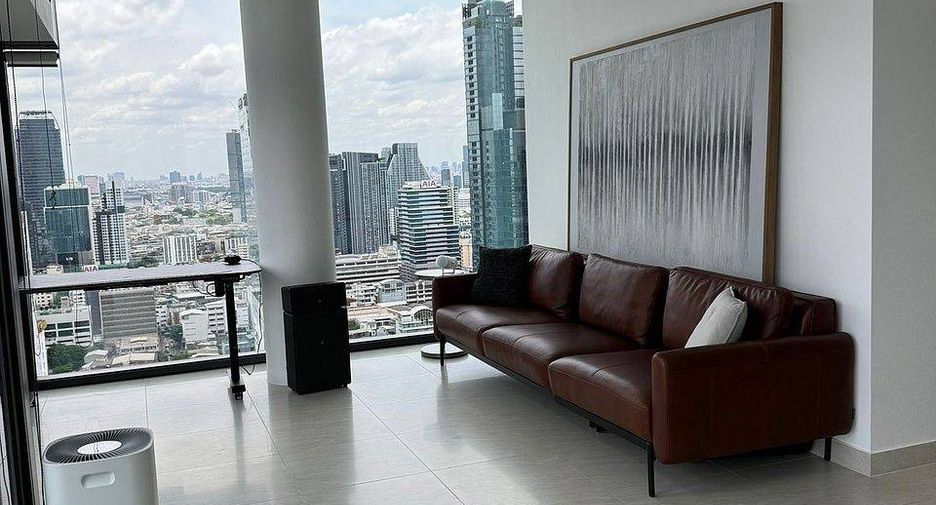 Wohnung zum Kauf mit 2 Zimmer in Sathon, Bangkok