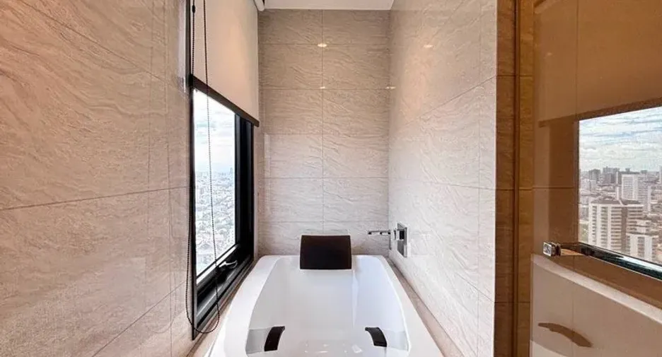 Wohnung zur Miete mit 2 Zimmer in Watthana, Bangkok