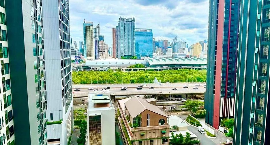 For rent and for sale 1 bed condo in Huai Khwang, Bangkok